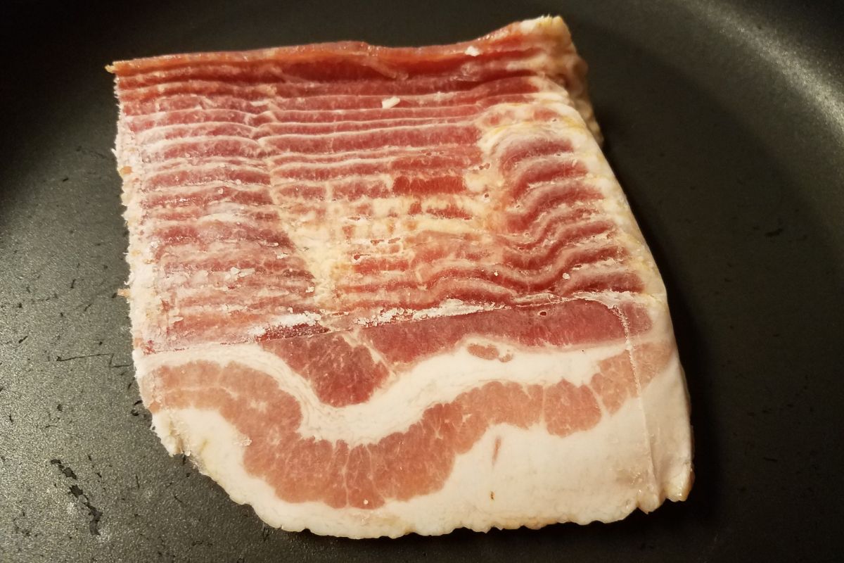 How To Defrost Bacon In A Microwave?