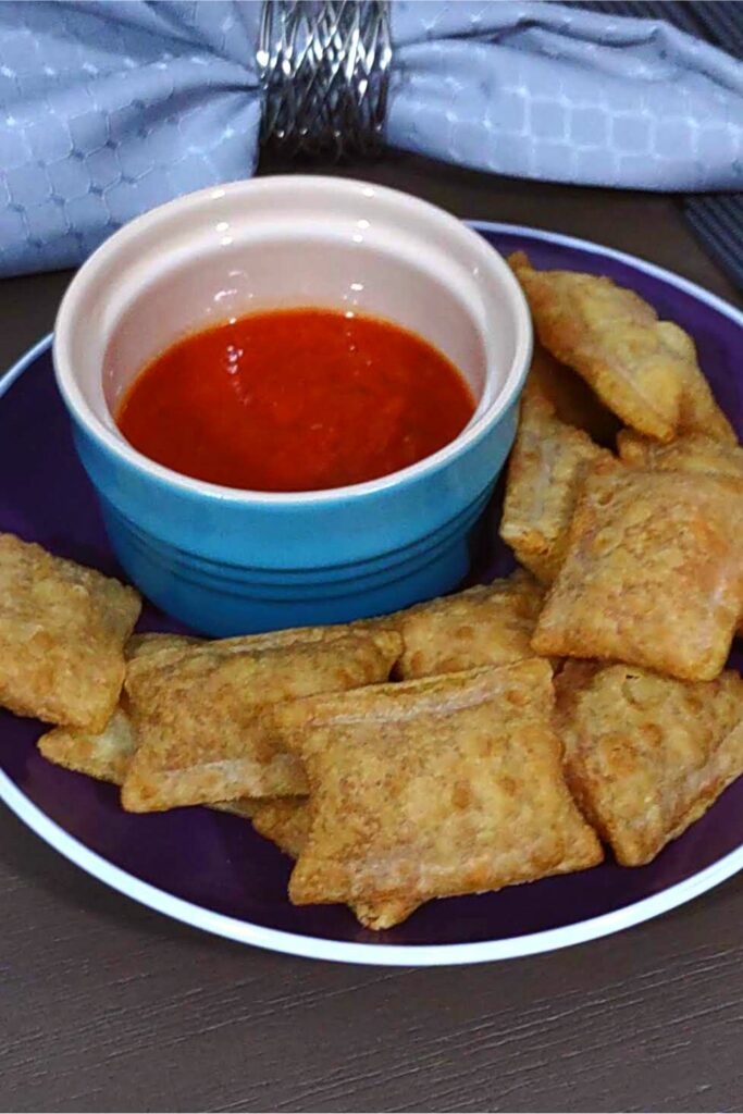 microwave pizza rolls with marinara side