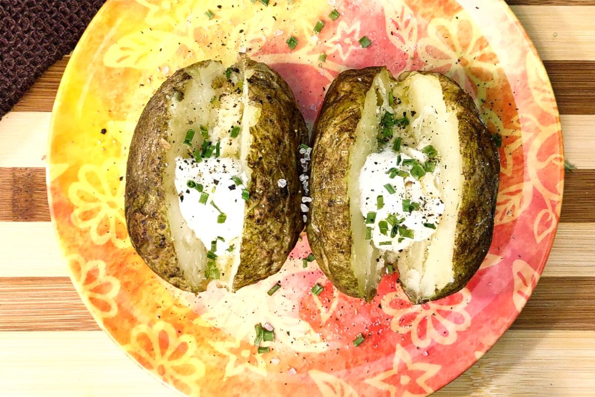 How to Microwave a Baked Potato with Plastic Wrap in Minutes Dinners