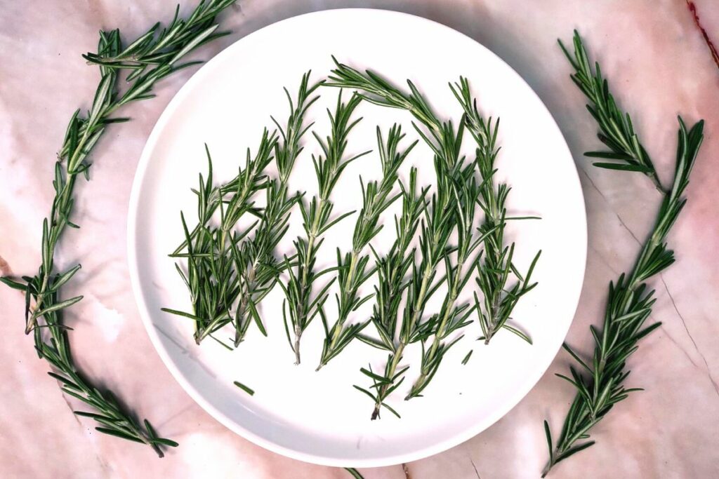 dry rosemary in the microwave until the leaves break off easily
