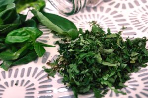 How to Dry Fresh Basil in the Air Fryer - Quick Dehydration