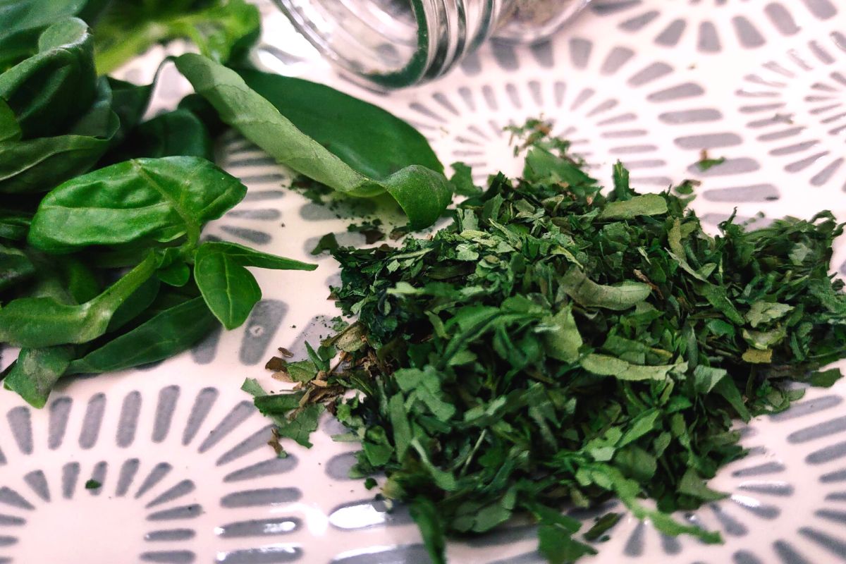 How to Dry Fresh Basil in the Air Fryer Quick Dehydration Dinners