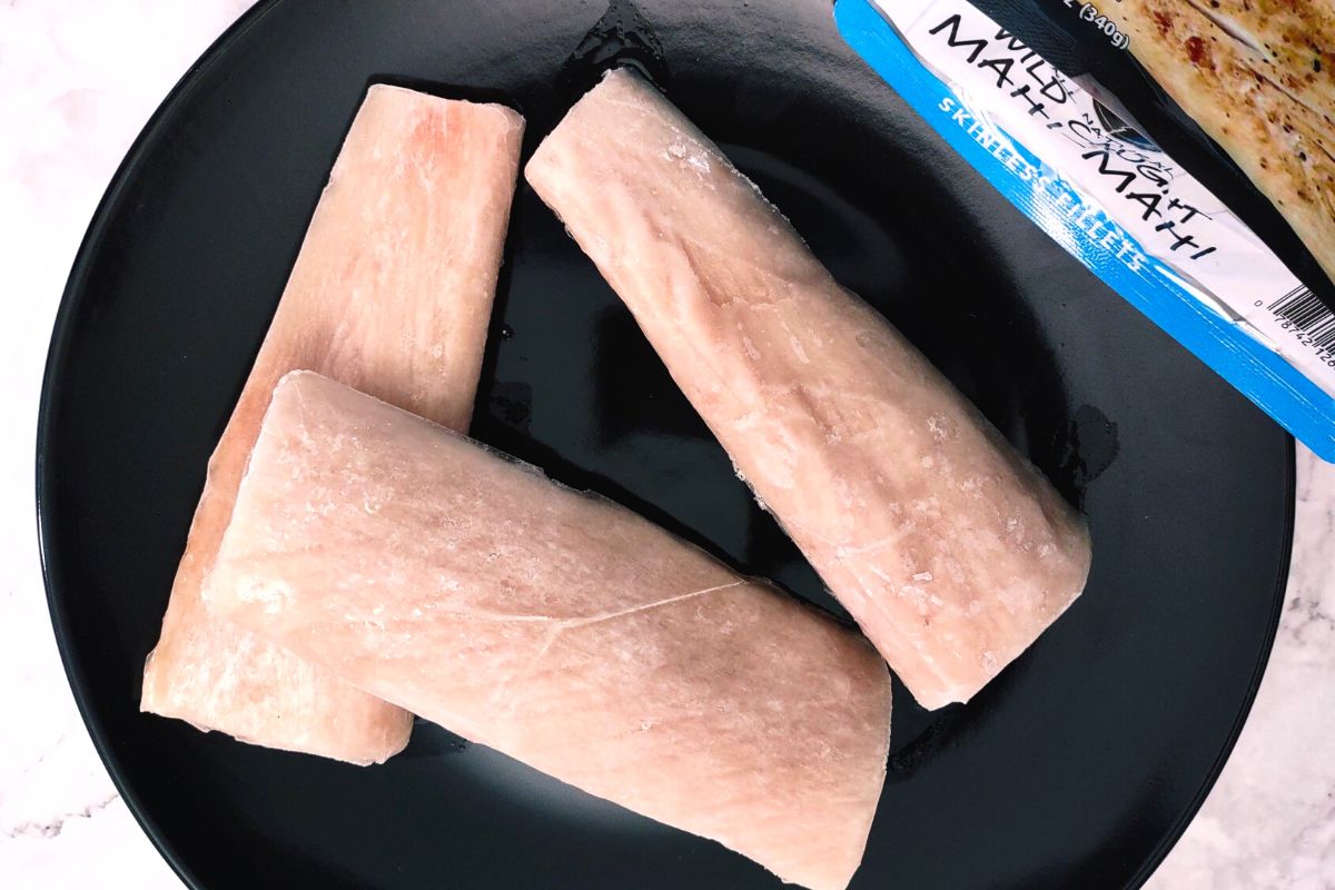 How to Defrost Fish in the Microwave - Quickly and Safely - Dinners