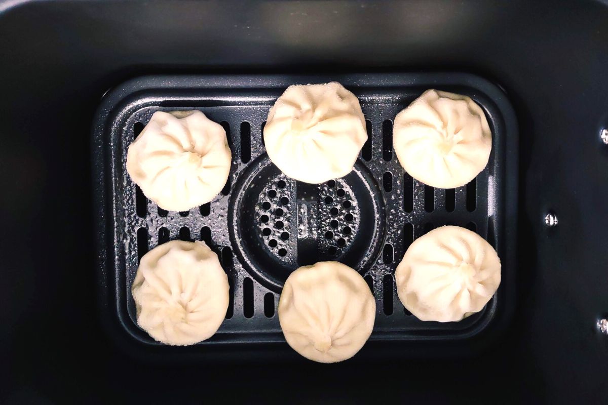 Frozen Bibigo Dumplings in the Air Fryer Pork or Chicken! Dinners
