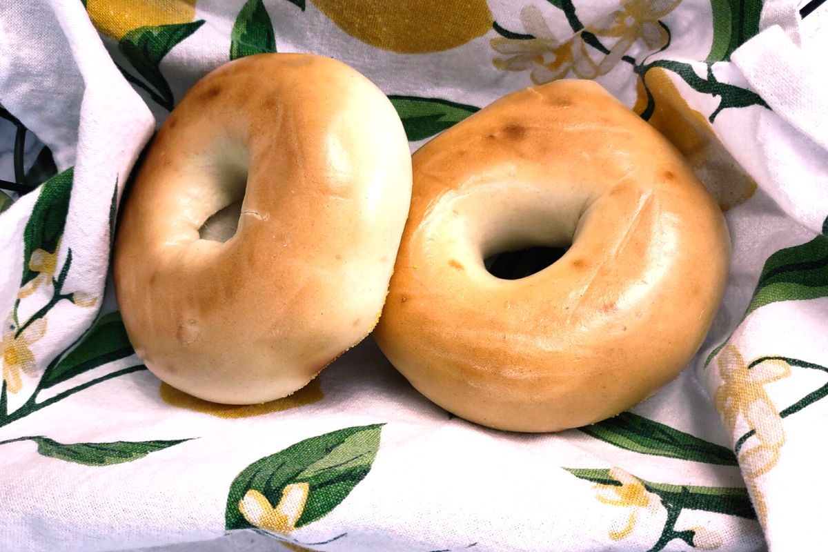 How to Defrost a Bagel in the Air Fryer Warm and Fluffy Dinners
