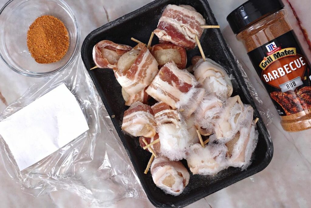 frozen bacon wrapped scallops with barbecue dry rub seasoning