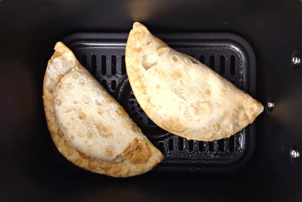 place trader joe's frozen empanadas in air fryer basket