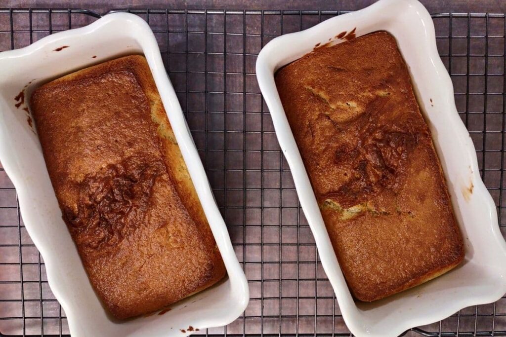 let lemon pound cake cook on a wire rack