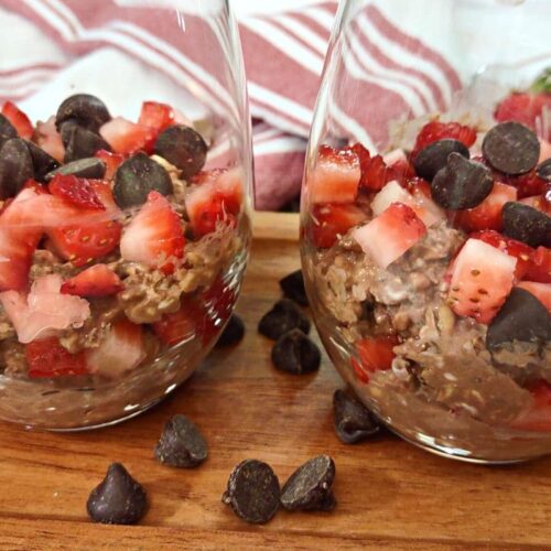 chocolate strawberry overnight oats recipe dinners done quick
