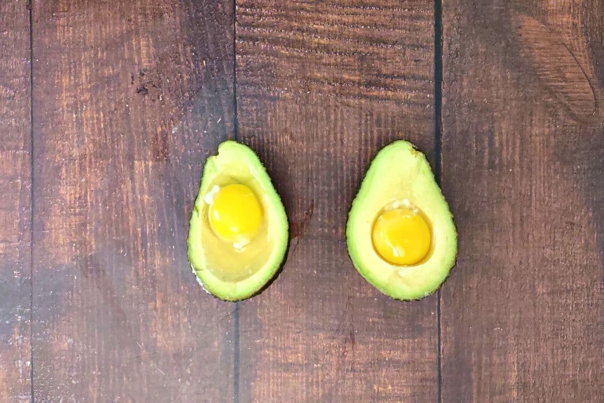 This Avocado Egg Air Fryer Recipe Will Start Your Day Right! Dinners