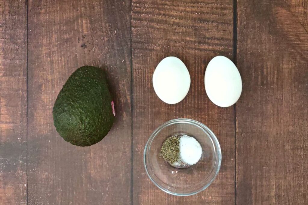 ingredients to make avocado eggs in the air fryer