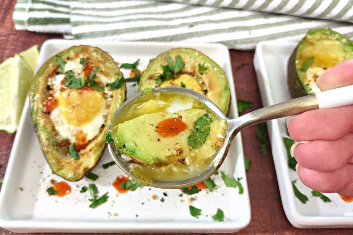 This Avocado Egg Air Fryer Recipe Will Start Your Day Right! Dinners