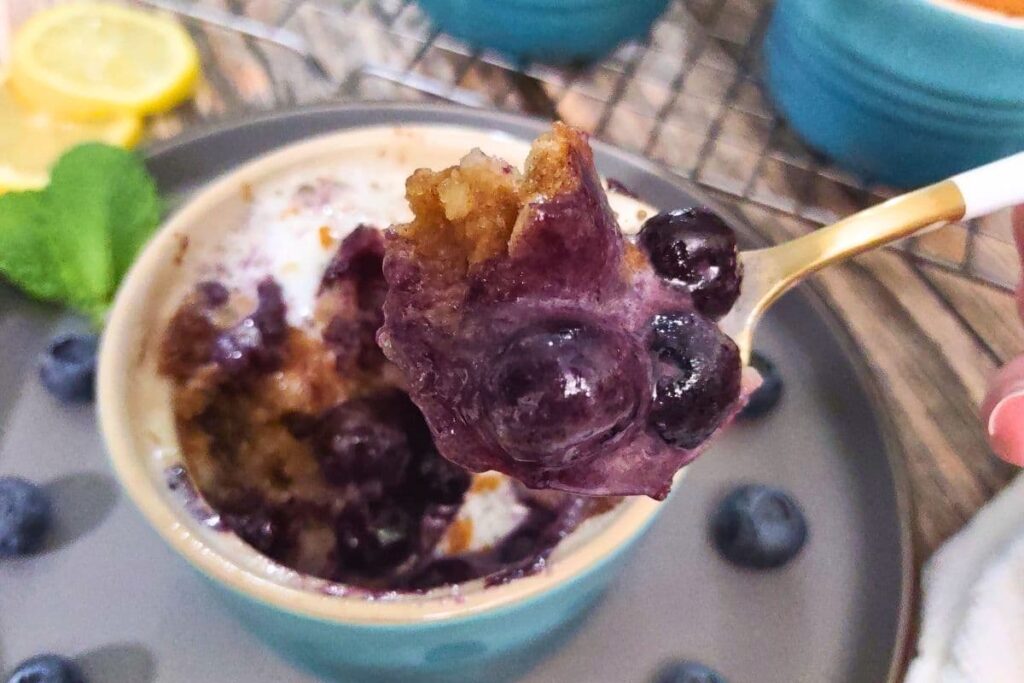 spoonful of air fryer blueberry cobbler