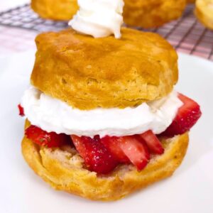 air fryer strawberry shortcake recipe dinners done quick featured image