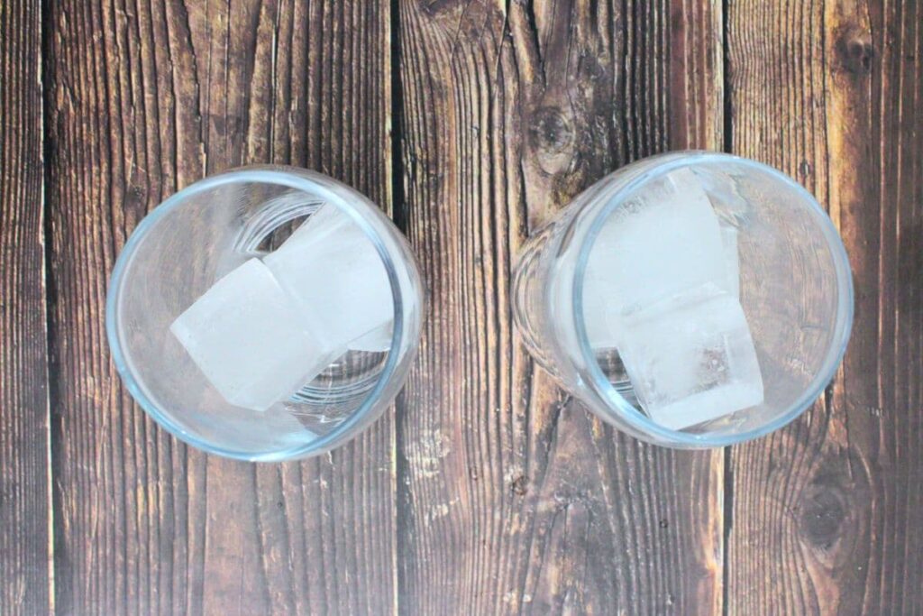add ice to your whiskey highball glasses
