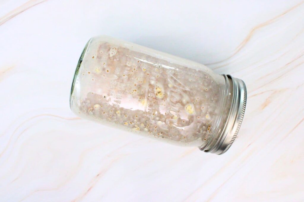 place your cinnamon oats in a mason jar