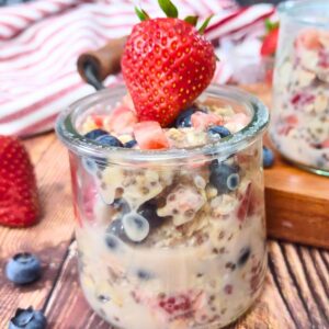 strawberry blueberry overnight oats recipe dinners done quick featured image