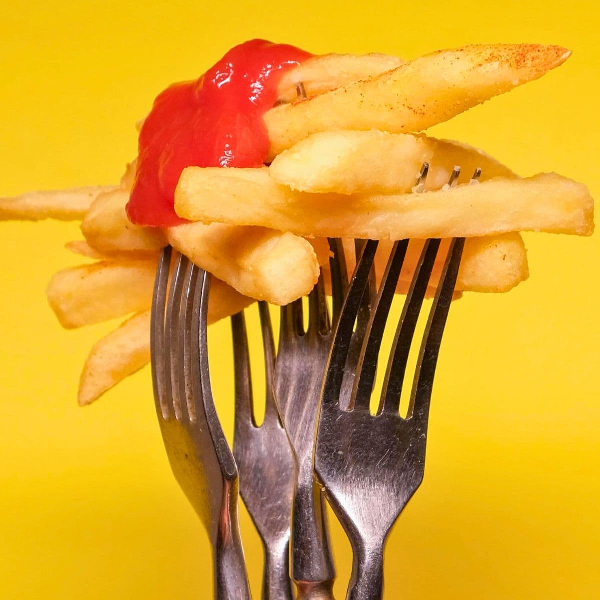 What Happens If You Put a Fork in the Microwave? Safety Tips