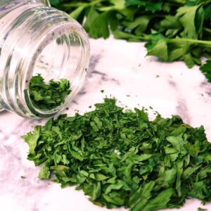 how to dehydrate parsley in the air fryer easy and quick method featured image