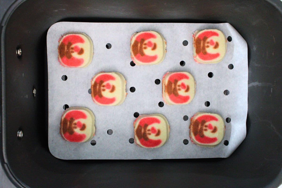 Air Fryer Pillsbury Sugar Cookies Easy Ready to Bake Fun Dinners