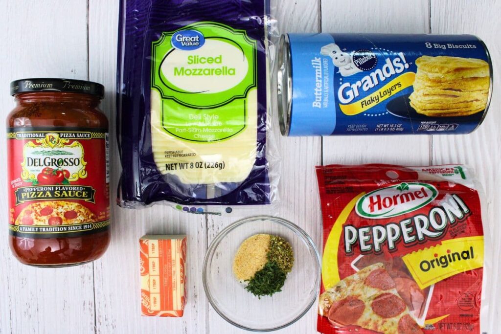 ingredients to make pepperoni pizza bombs in the air fryer