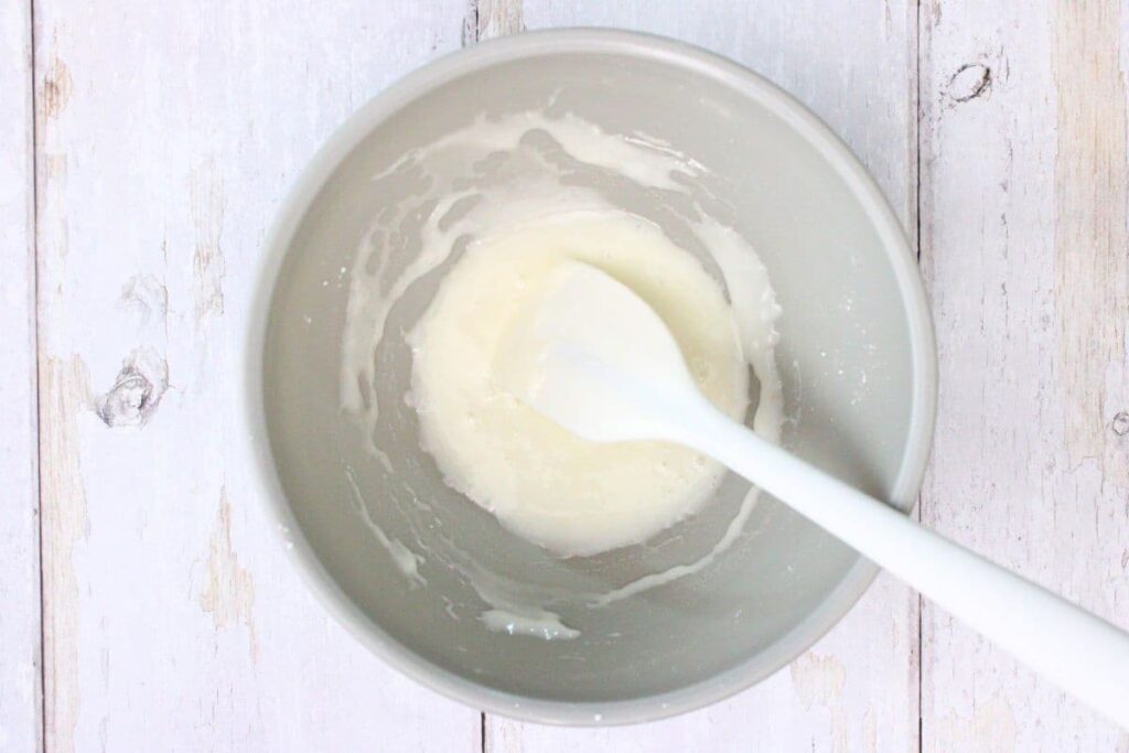 mix powdered sugar and lemon juice in a small bowl to make a mug cake glaze