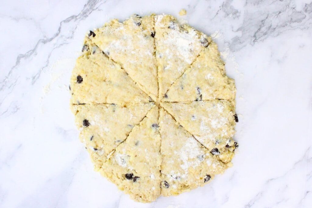 cut banana chocolate chip dough into eight even wedges