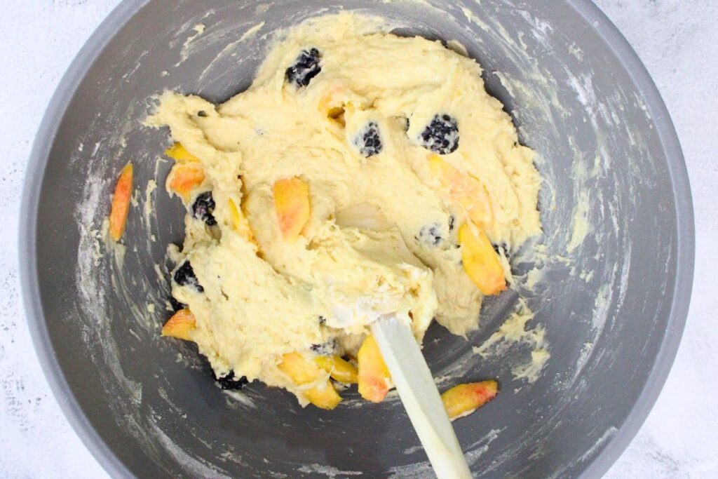 fold in blackberries and peaches
