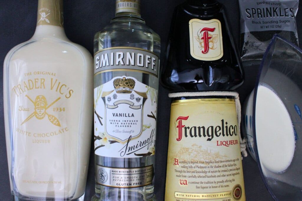 ingredients to make ghost martini