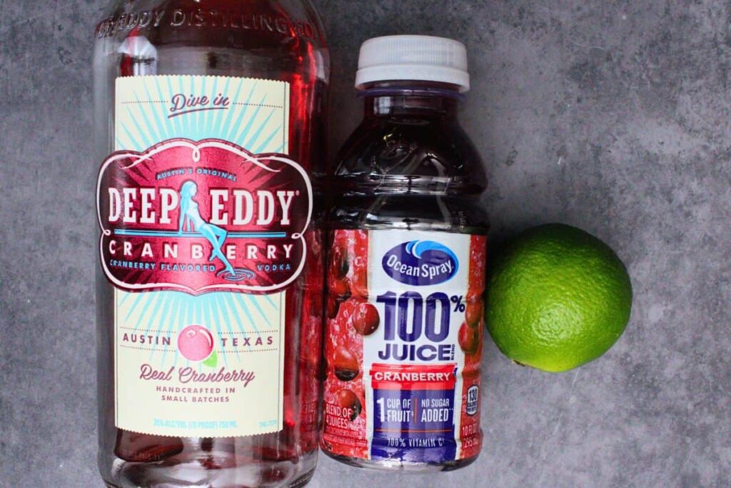 ingredients to make cape codder cocktail