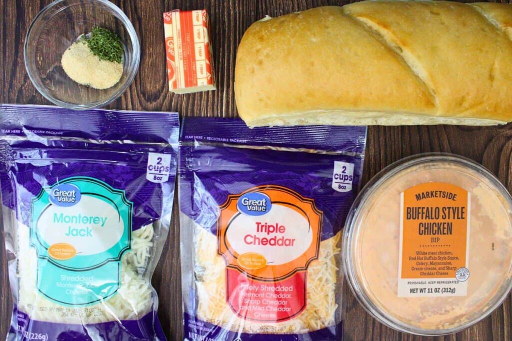 ingredients to make buffalo chicken garlic bread