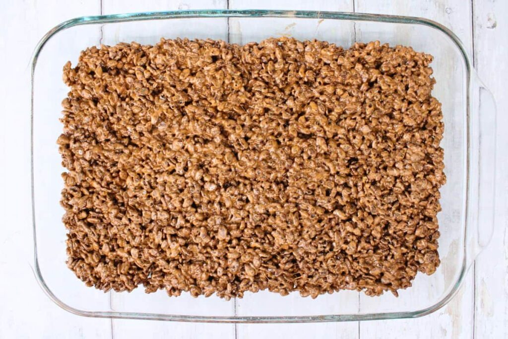 spread brown rice krispie mixture into baking dish