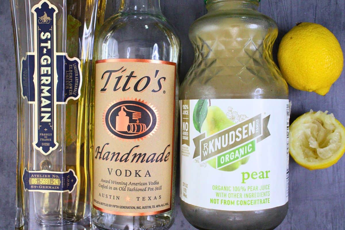 Pear Martini: Easy Fall Vodka Cocktail! - Dinners Done Quick