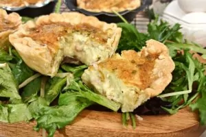 Easy Air Fryer Mini Ham and Cheese Quiche with Crust