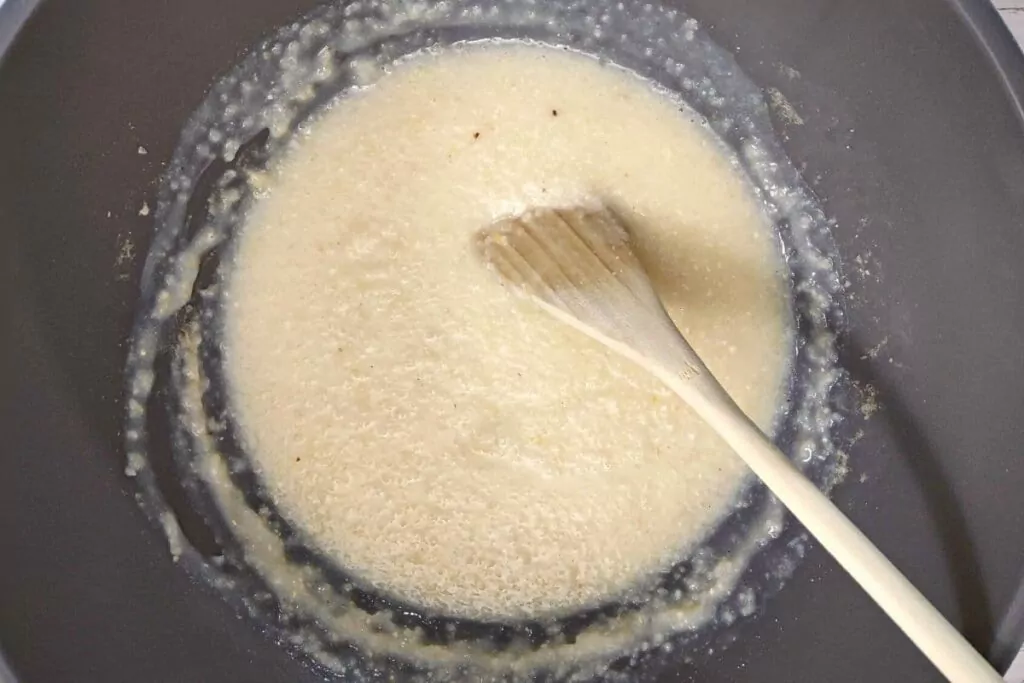 cook instant grits in the microwave stirring frequently