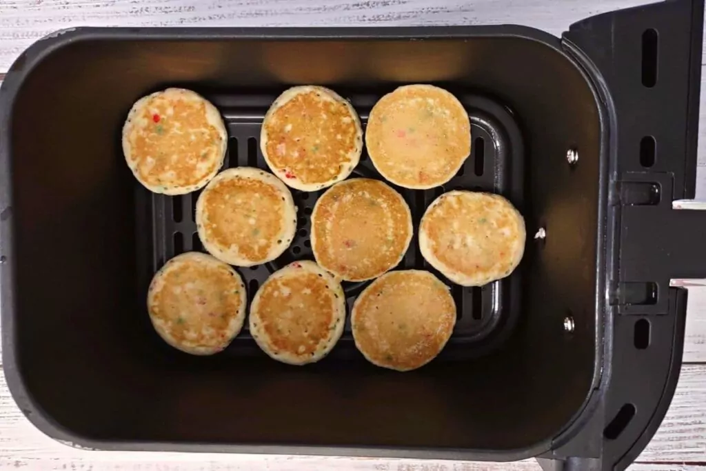 frozen pancakes in air fryer basket