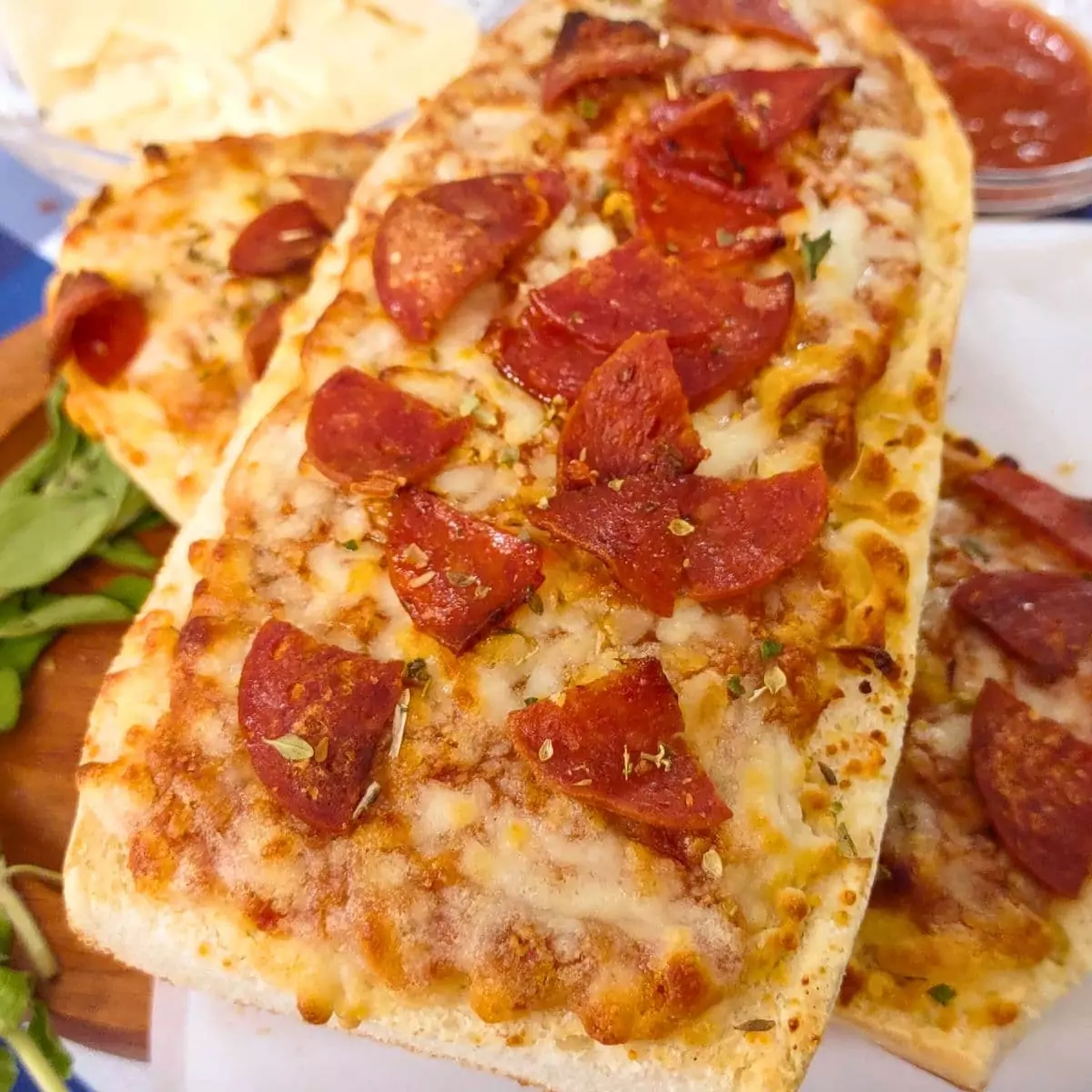 air fryer red baron french bread pizza dinners done quick featured image