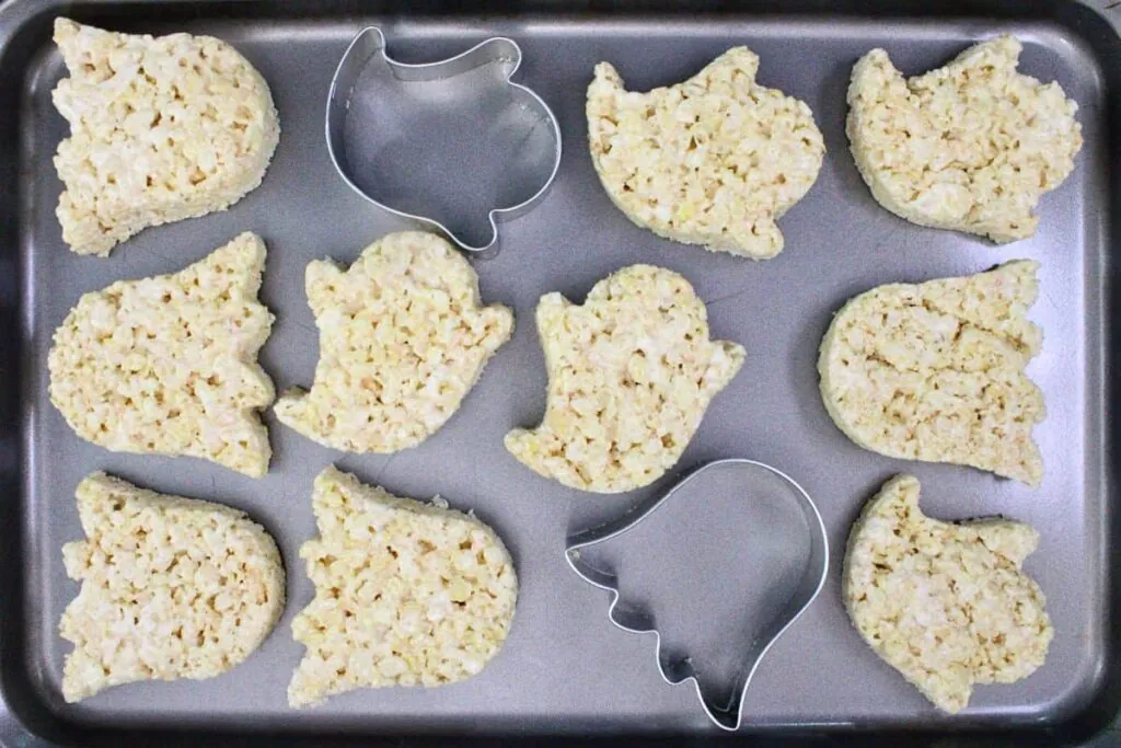 use ghost cookie cutter to cut rice krispie treats